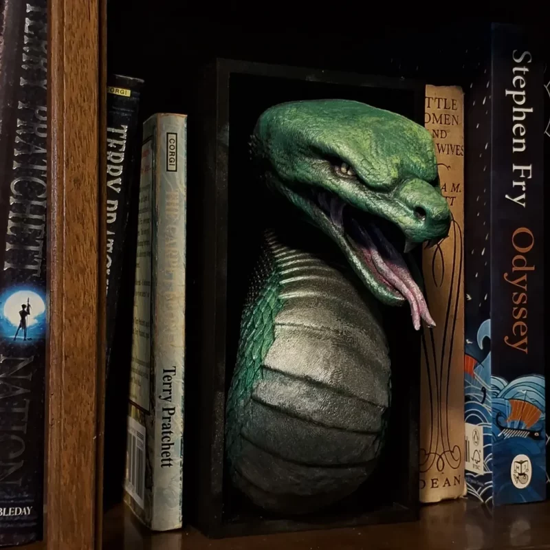 Book Nook - Snake